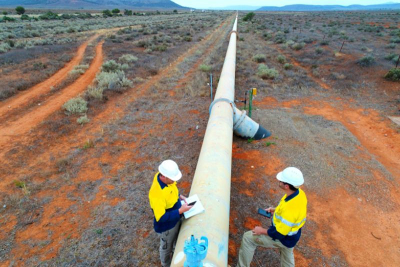 Onshore Pipeline Engineering: A Career Guide