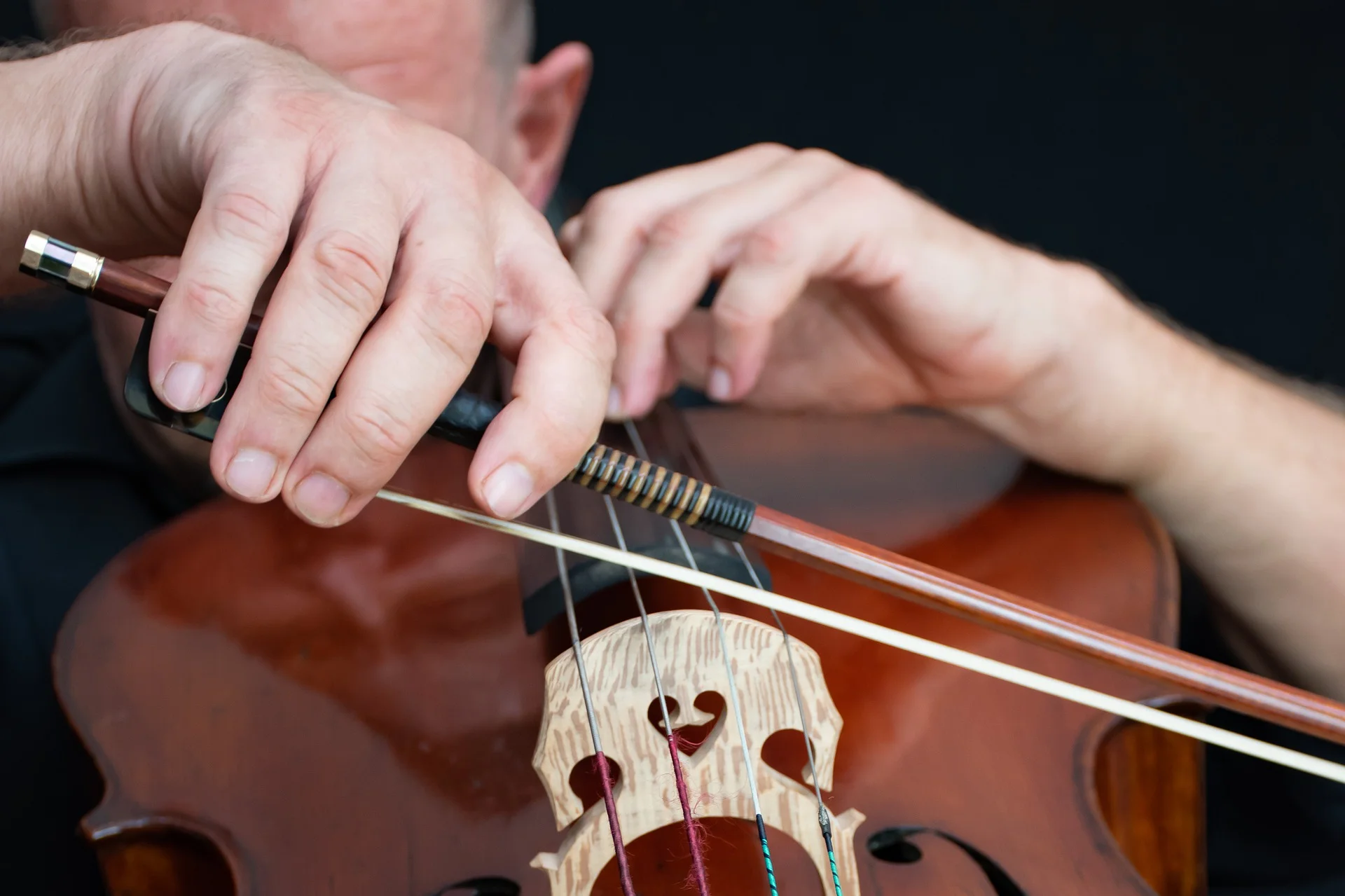 The Cosmic Rhythm: Demystifying Simple Harmonic Motion banner